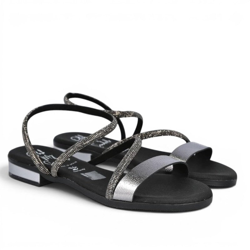 ShoeShop Oh My Sandals 5586 featuring black and metallic silver straps with subtle rhinestone embellishments
