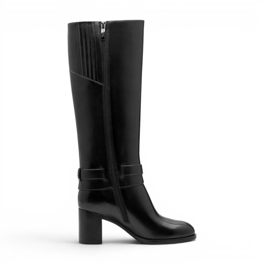 ShoeShop Tamaris black leather knee-high boots with a 6.5cm block heel and side zip closure