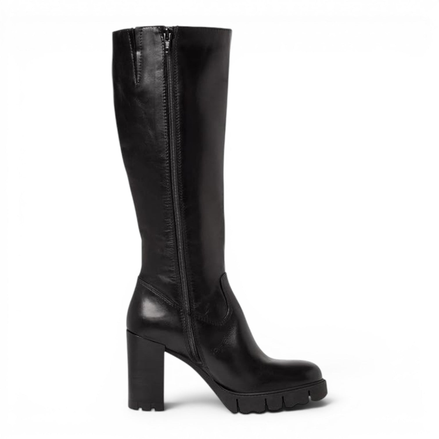 ShoeShop Tamaris black leather knee-high boots with a 9.5cm block heel and chunky rubber lug sole