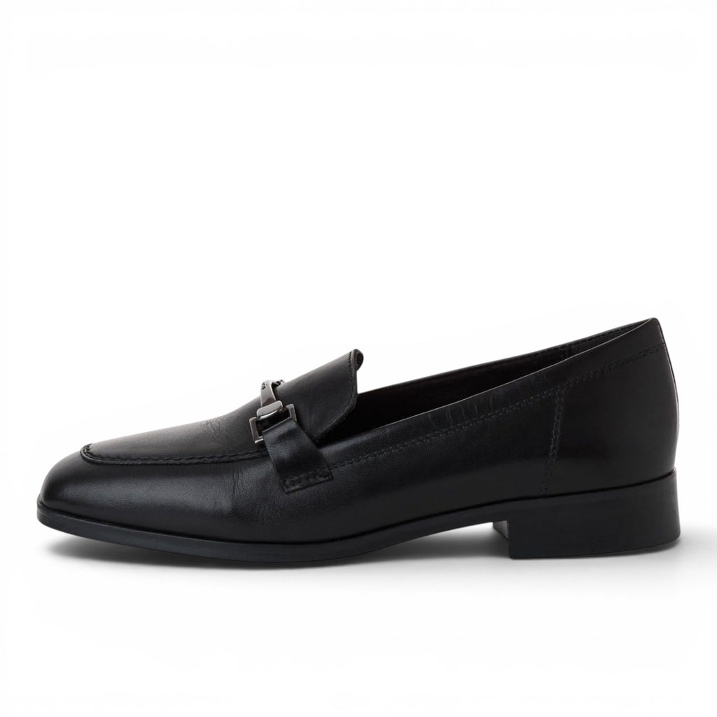 ShoeShop Tamaris black leather loafers with a metallic bit detail and a low rubber heel.