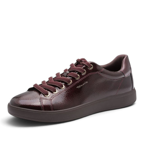 ShoeShop Tamaris burgundy patent leather lace-up sneakers with a low profile and matching dark sole