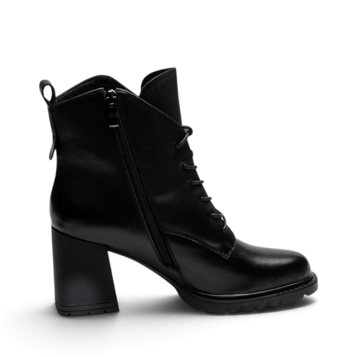 ShoeShop Uncle Paul Mirjam black leather lace-up ankle boots with a 7cm block heel and durable rubber sole.