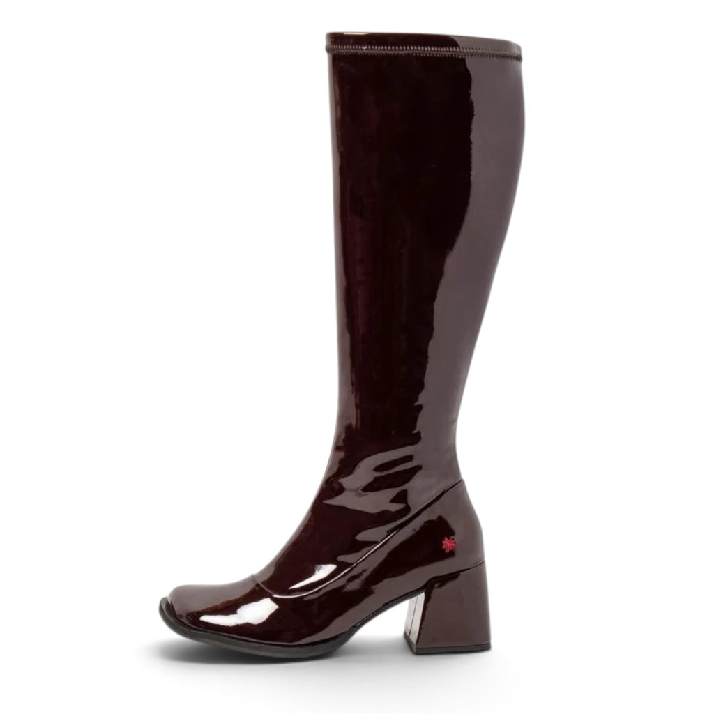 ShoeShop Verona knee-high boots in dark burgundy patent leather with a 6cm block heel and rubber sole.