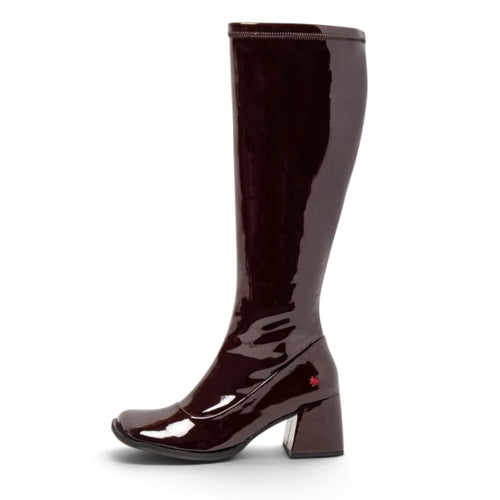 ShoeShop Verona knee-high boots in dark burgundy patent leather with a 6cm block heel and rubber sole.