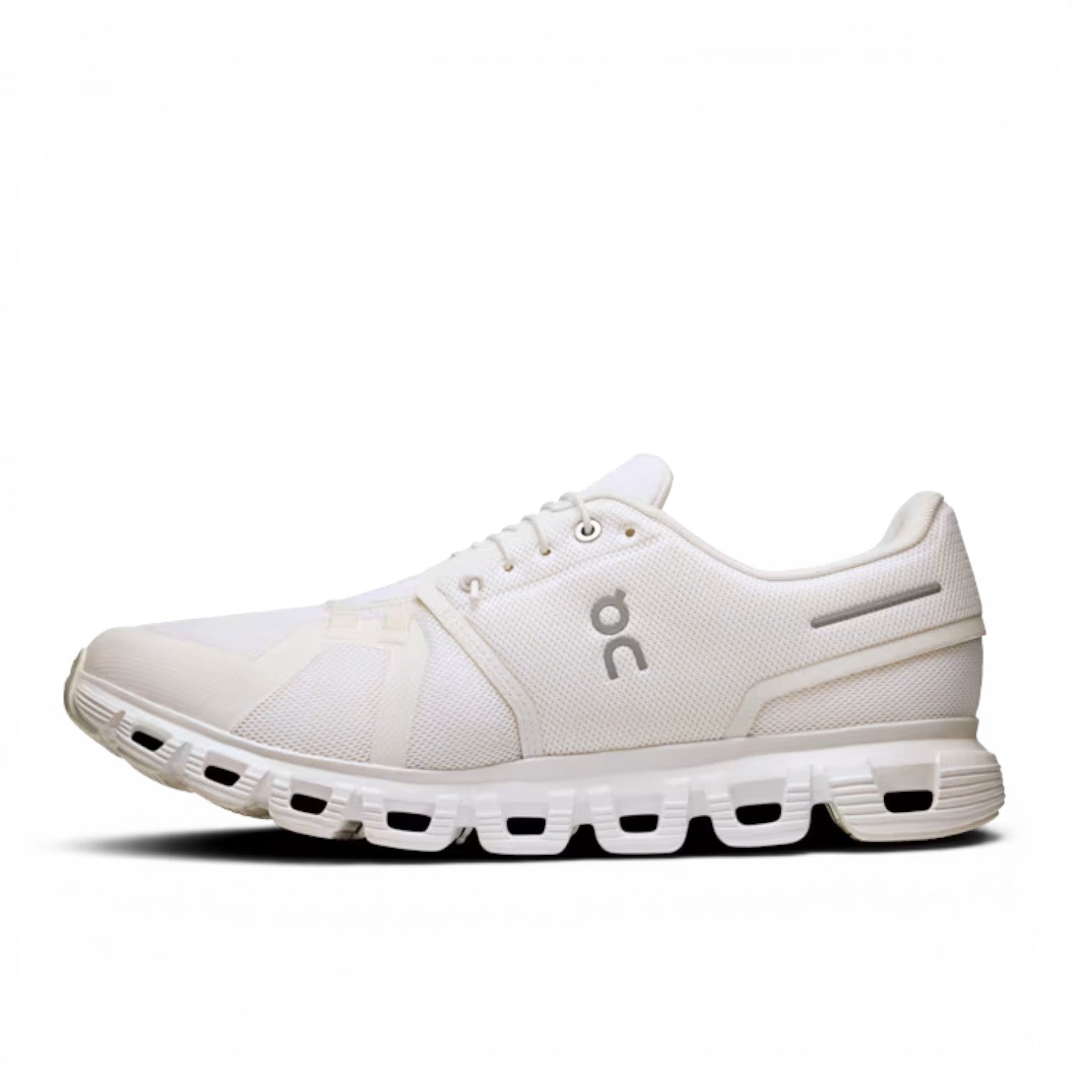 ShoeShopHere white recycled polyester ON Cloud 6 running shoe with Zero-Gravity CloudTec cushioning and Speedboard plate.