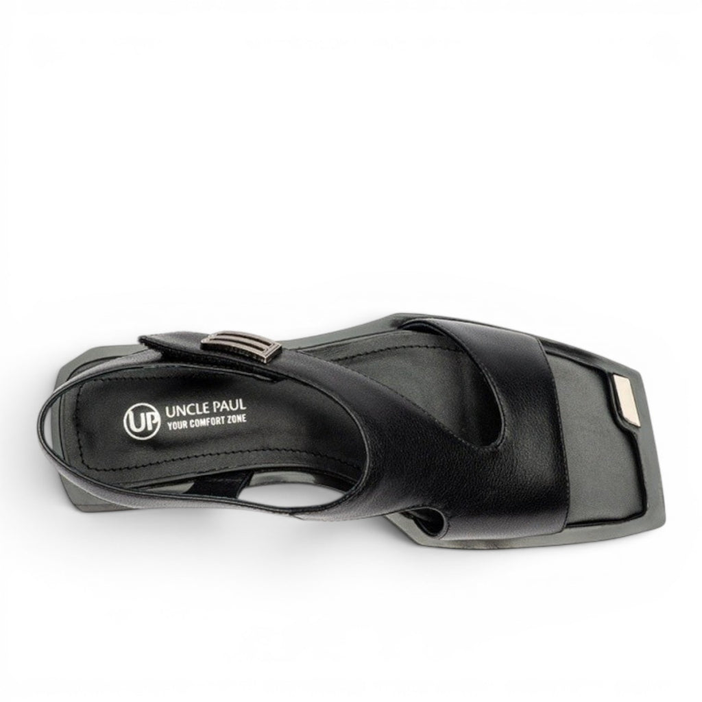 Uncle Paul MEIDA black leather sandals with buckle detail and square toe. Leather lining and rubber sole.