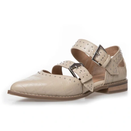 CLOSE_TO_YOU-Loafers-CS8584-0002_BEIGE-3.webp